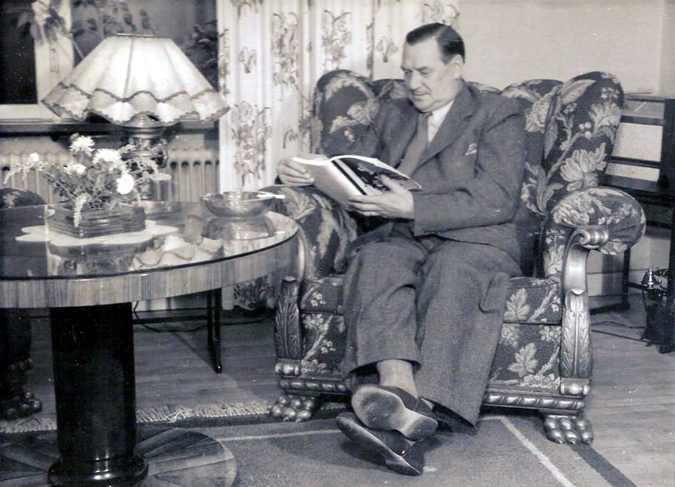 Olof Hallberg i sitt hem